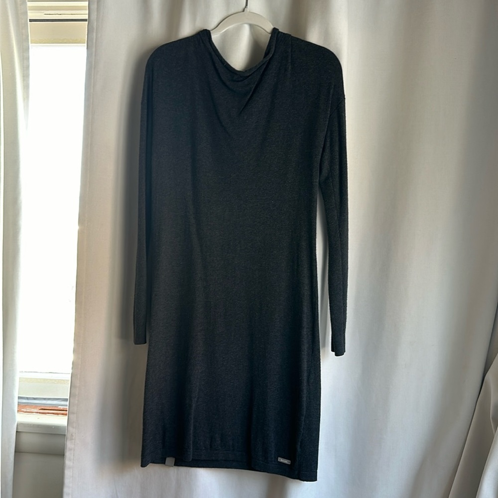 Bench dress - Size small